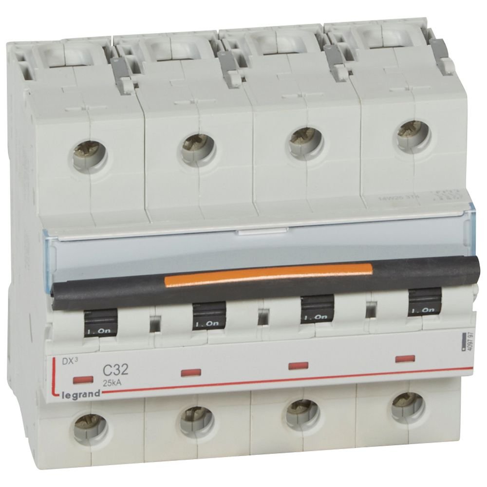 Disjoncteur Legrand DX³ 4P C32 25 kA 409797