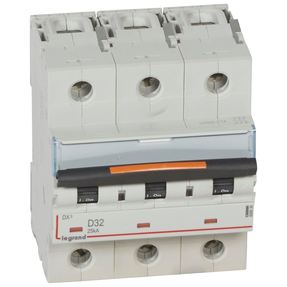 Disjoncteur Legrand DX3 3P D32 25kA 409836