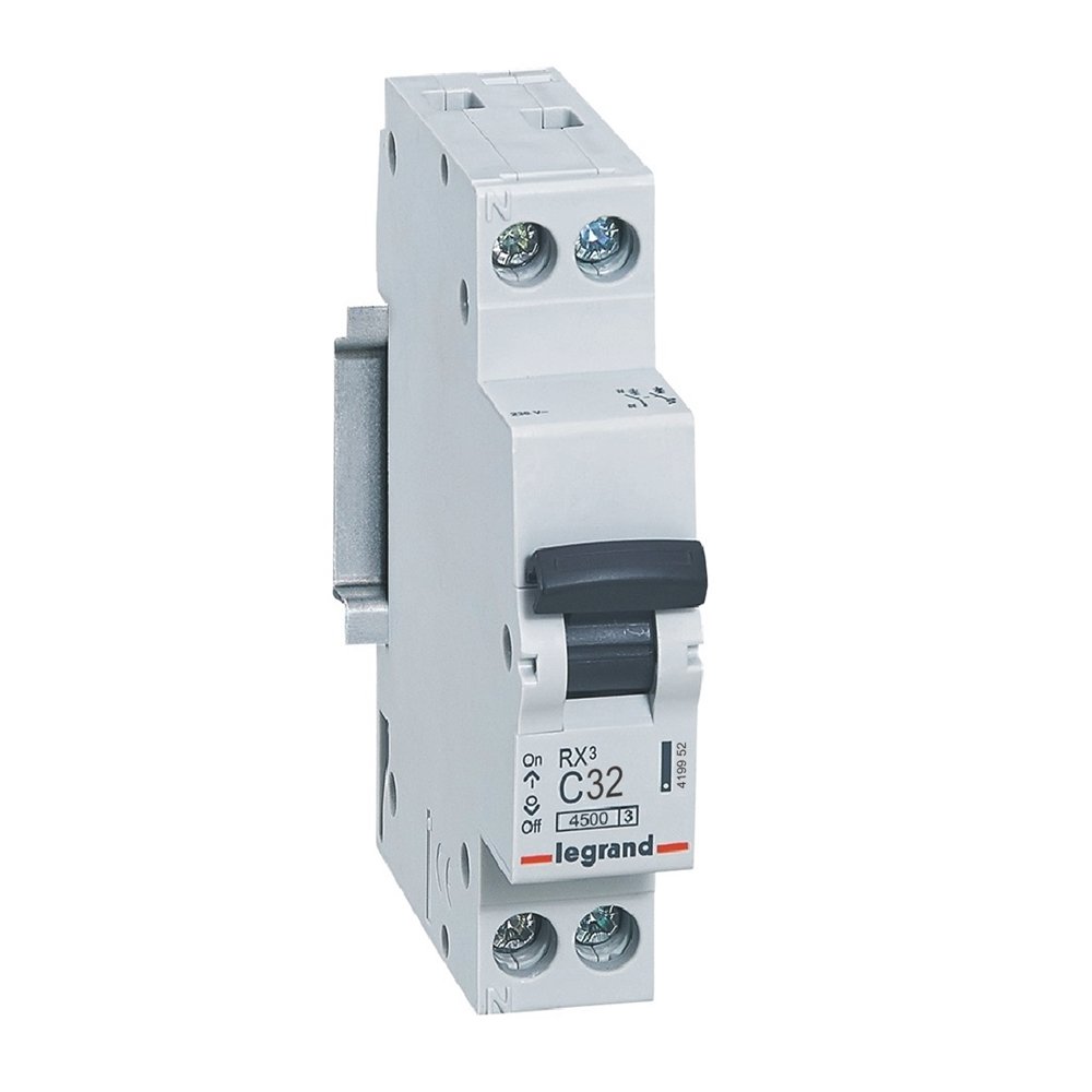 Disjoncteur Legrand RX3 1P+N 32A courbe C 4,5kA 419952