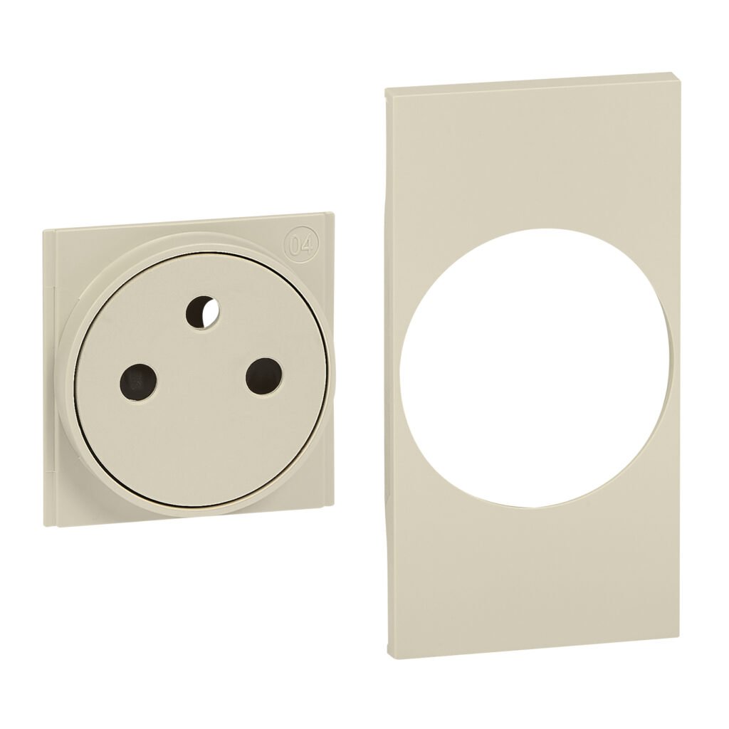 Prise électrique 2P+T Living Now ENJ 2M PRISE FR SABLE Legrand BTKM55F