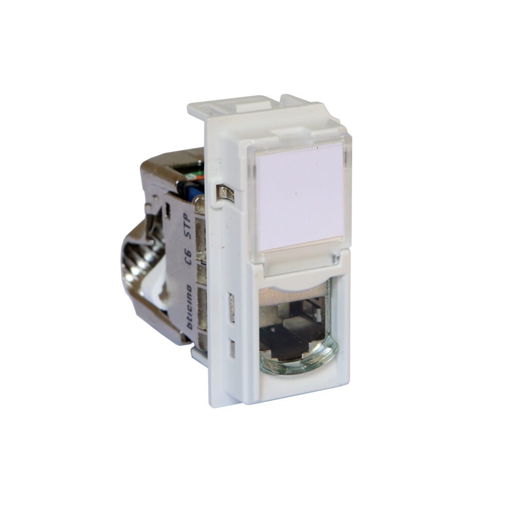 Prise RJ45 Living Now PRISE RJ45 STP CAT6 blanc Legrand BTKW4279C6S