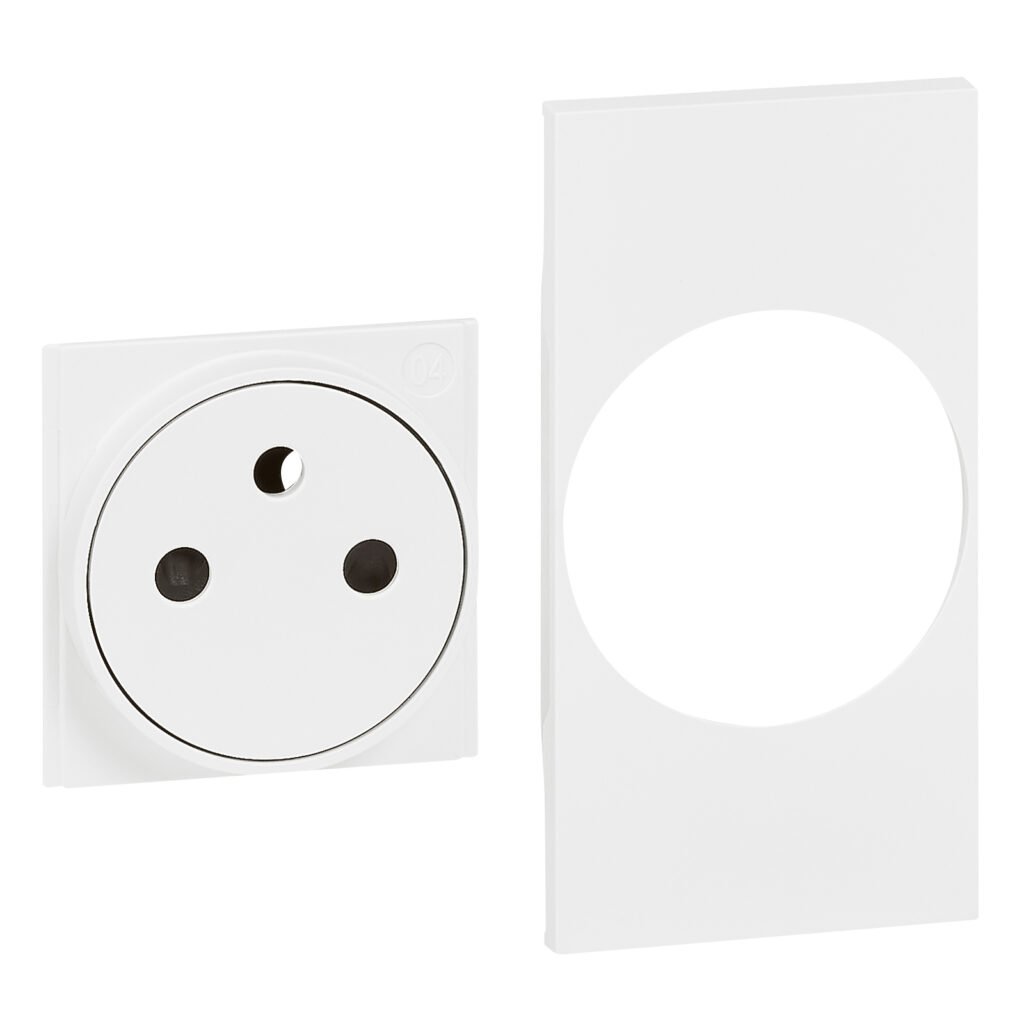 Prise électrique 2P+T Living Now ENJ 2M PRISE FR blanc Legrand BTKW55F