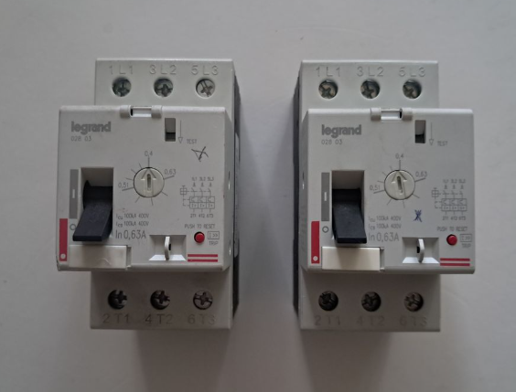 Disjoncteur Moteur Magnetothermique 3P 400V 32A IP20 LEXIC 002814