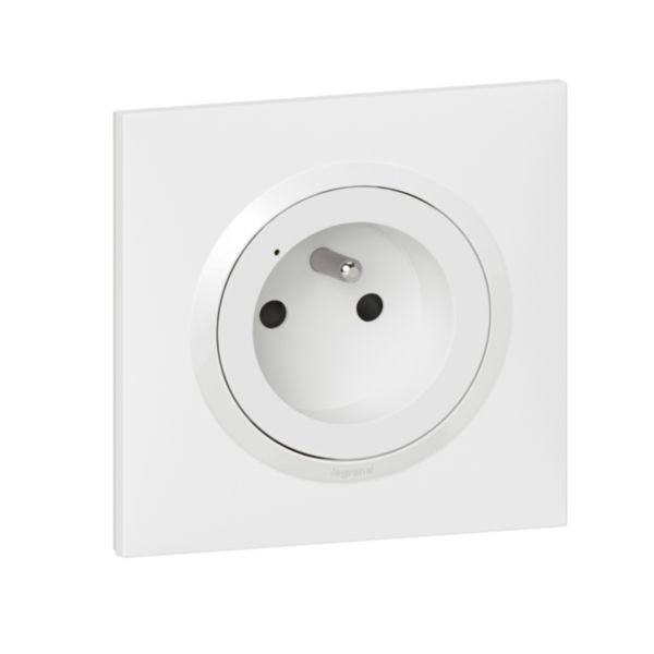 PRISE CONNECTEE FR 16A BLA dooxie with Netatmo Legrand 600391
