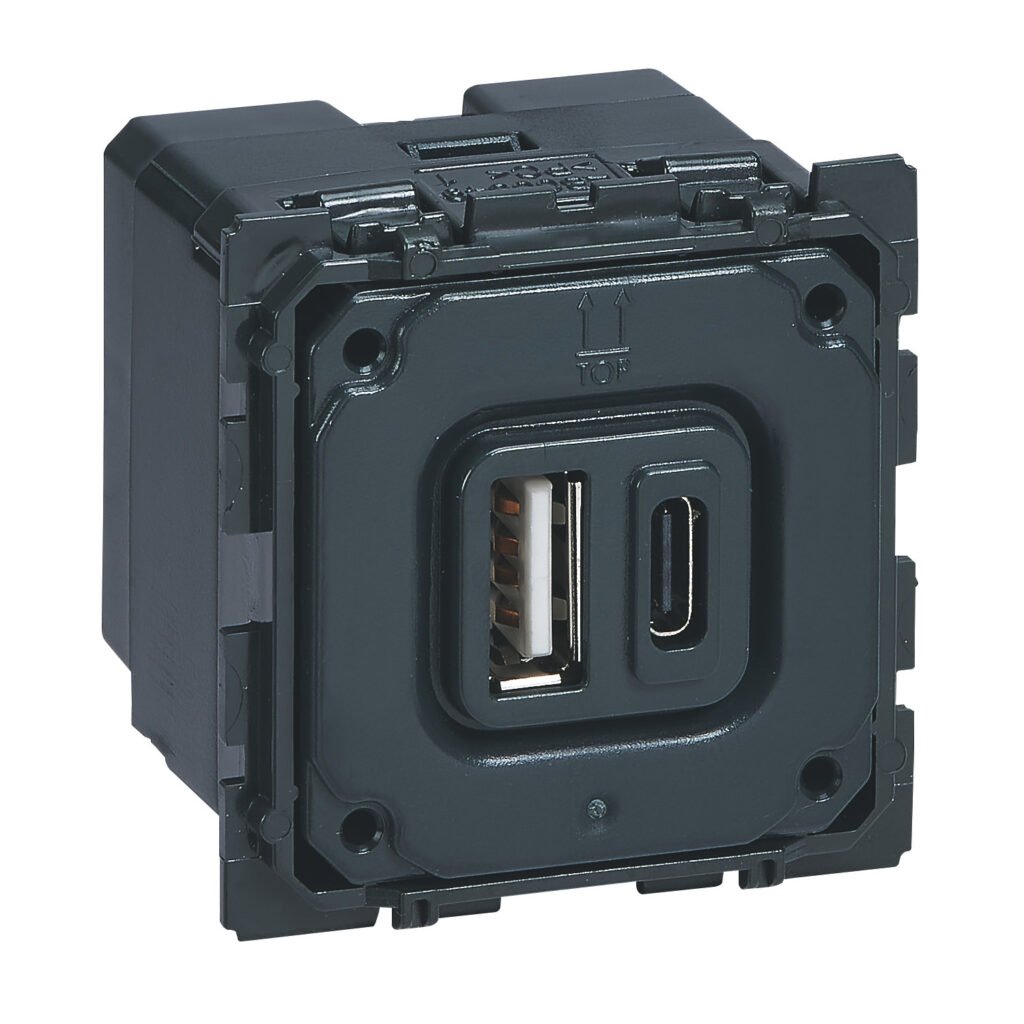 Prise USB Mécanisme Double Type A-c À Composer 1P 5V 15W 3A CELIANE 067465