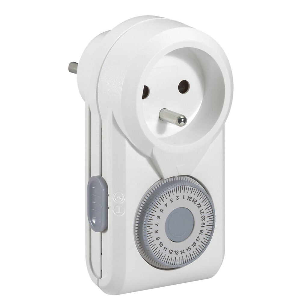 Programmateur Avec Adaptateur Prise a Cadran Analog 2p+t 16A 230V 3500W 095860