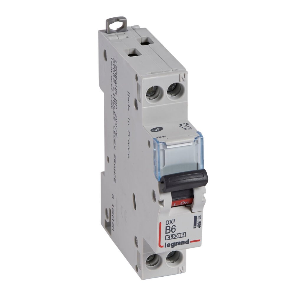 Disjoncteur Legrand DX3 1P+N 6A courbe B 4,5kA 406763