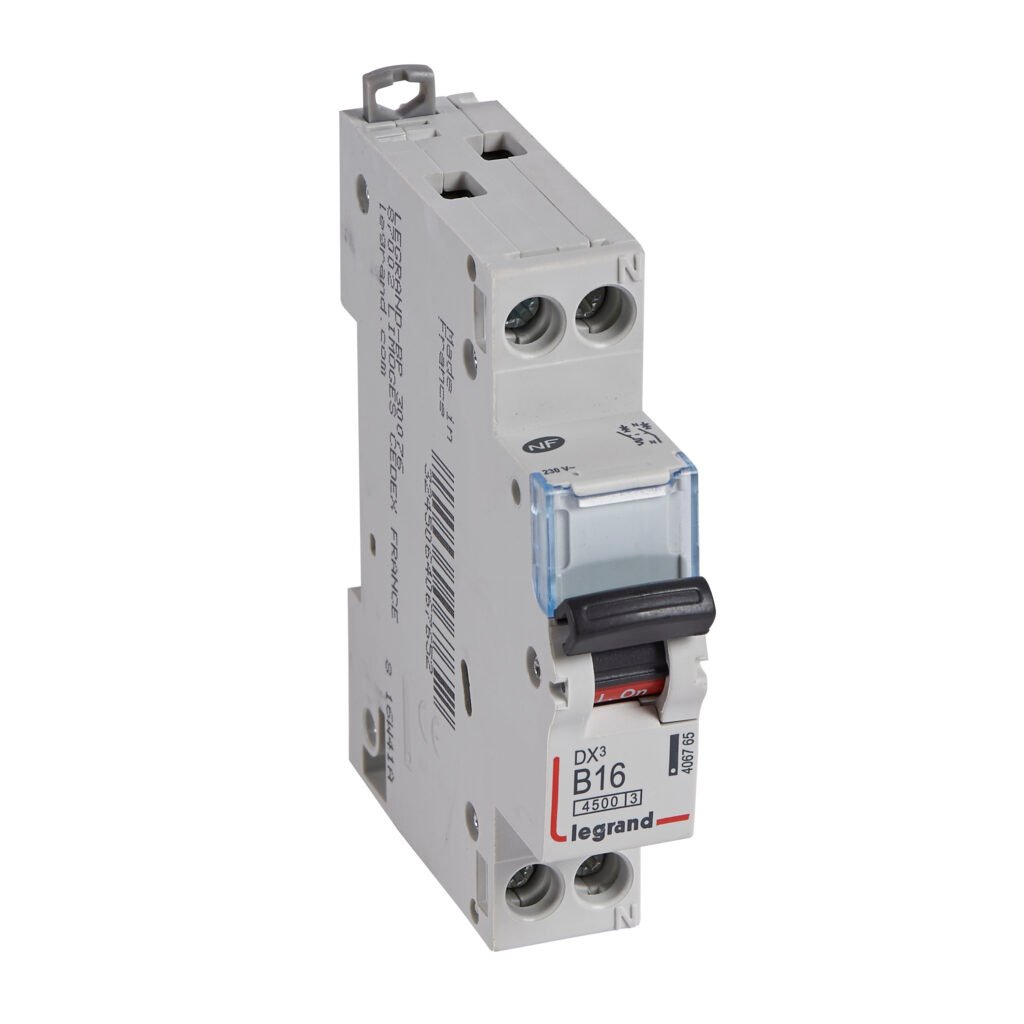 Disjoncteur Legrand DX3 1P+N 16A courbe B 4,5kA 406765