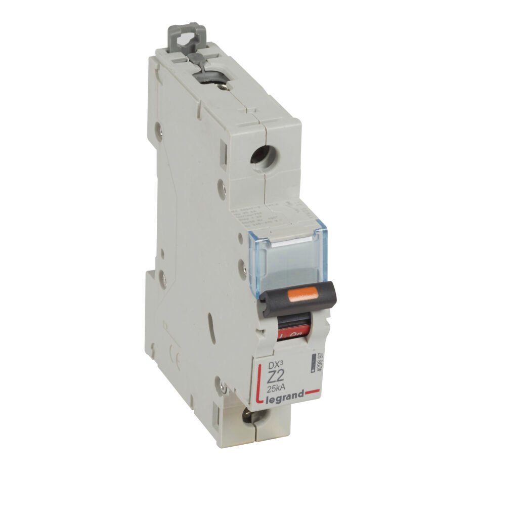Disjoncteur Legrand DX3 1P 2A courbe Z 25kA 409897