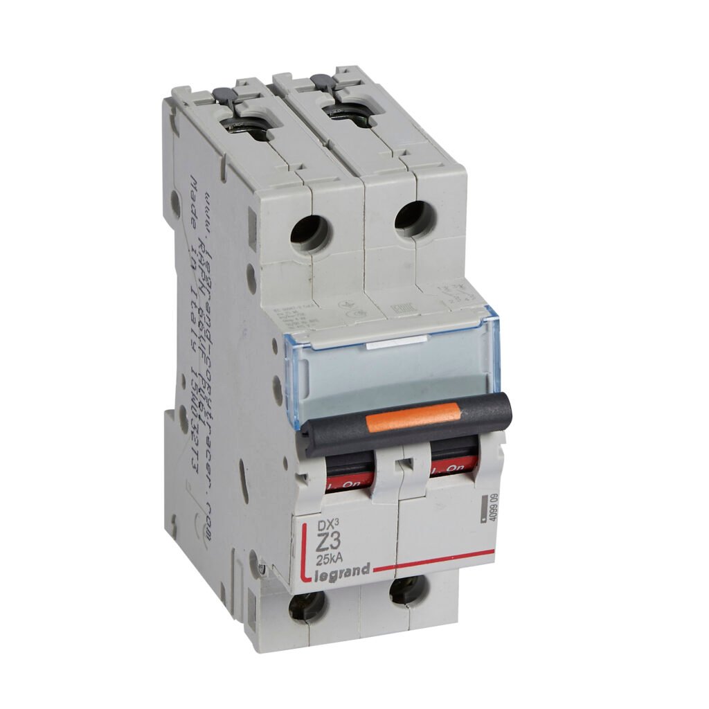 Disjoncteur Legrand DX3 2P 3A courbe Z 25kA 409909