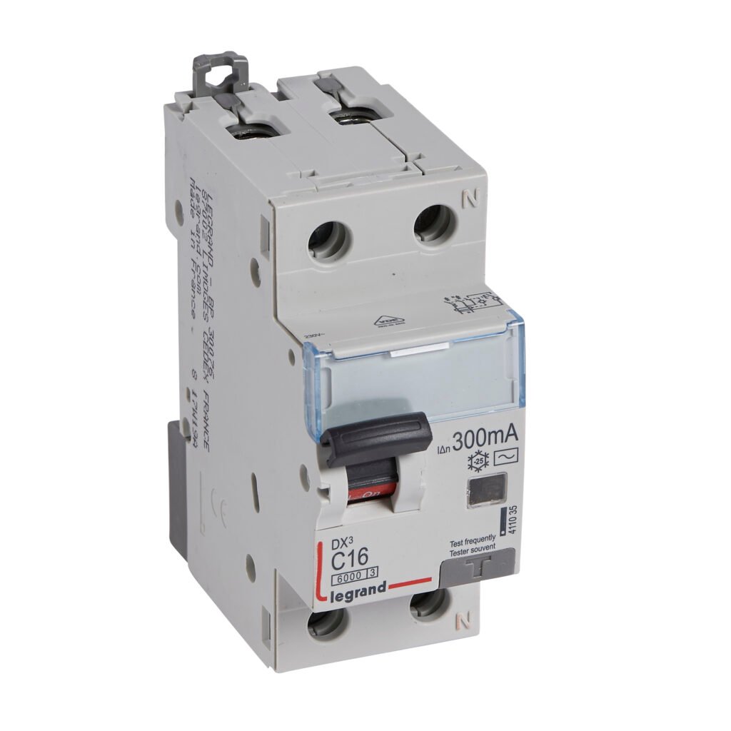 Disjoncteur différentiel Legrand DX³ 1P+N C16 6000A 300mA AC 411035
