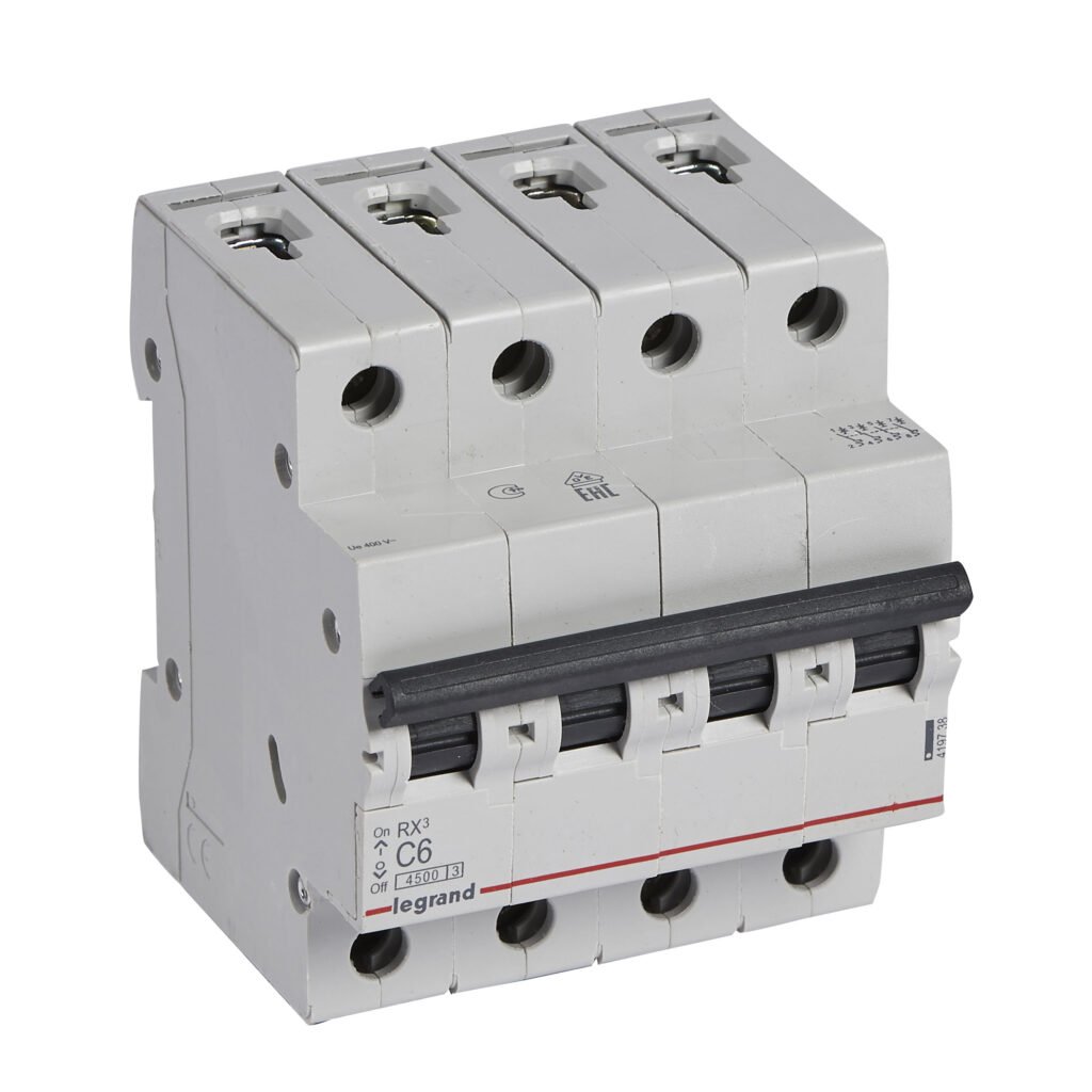 Disjoncteur Legrand RX³ 4 pôles 6 A courbe C 419738