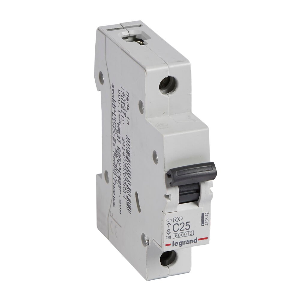 Disjoncteur Legrand RX3 1P 25A courbe C 6kA 419842
