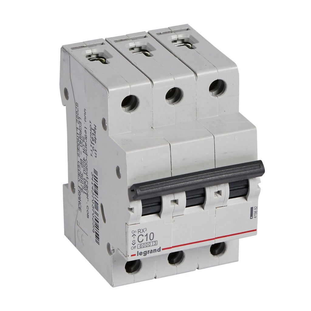 Disjoncteur Legrand RX3 3P 10A courbe C 6kA 419882