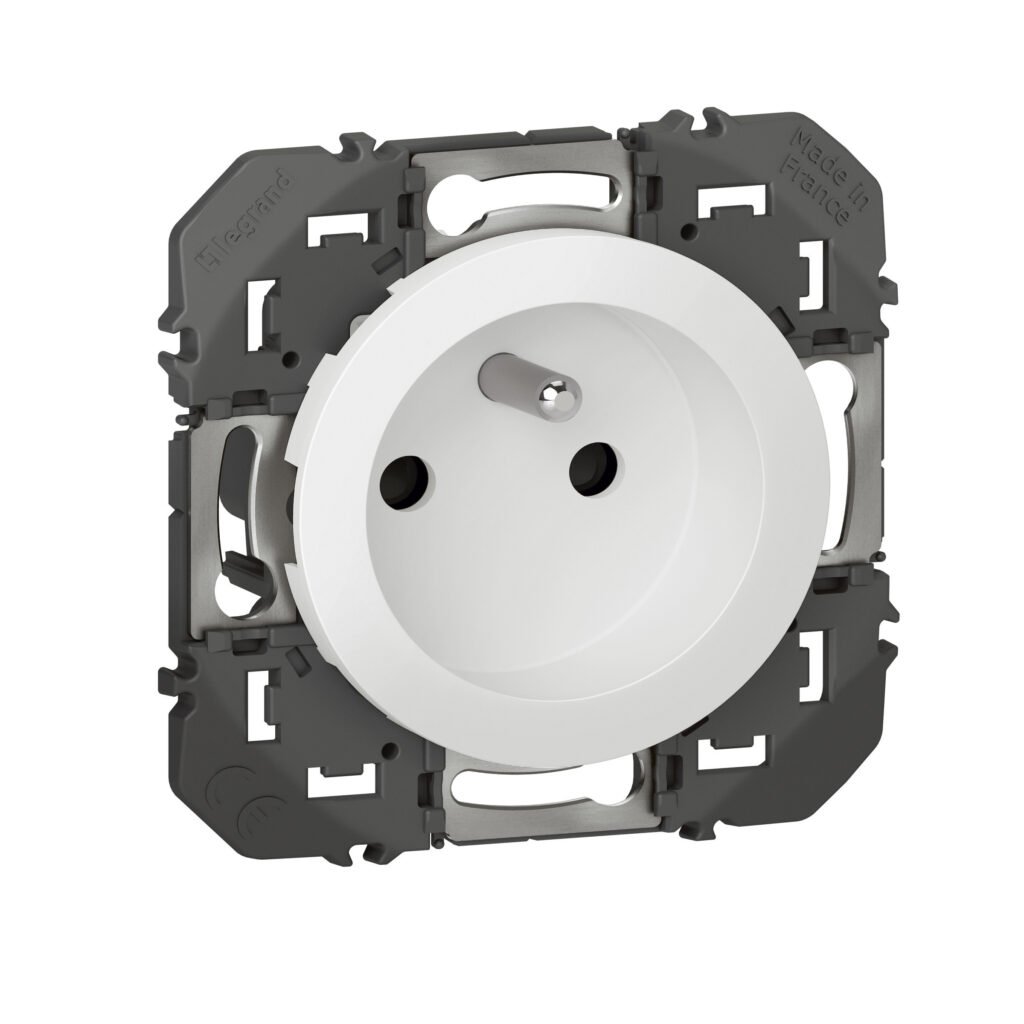 Accessoire de raccordement 2P+T A PUITS blanc dooxie Legrand 600337