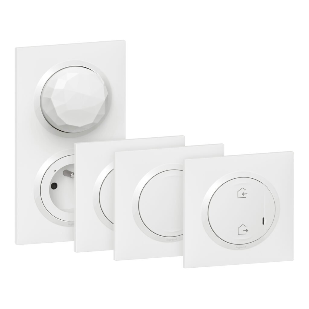Prise électrique 2P+T PACK commande GENE+PRISE+interrupteur BLAN dooxie with Netatmo Legrand 600686