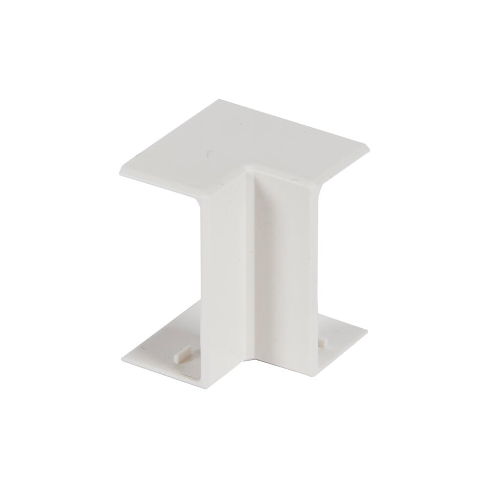 Moulure électrique ANGLE INTERIEUR 32X16 MM DLP Legrand 638141