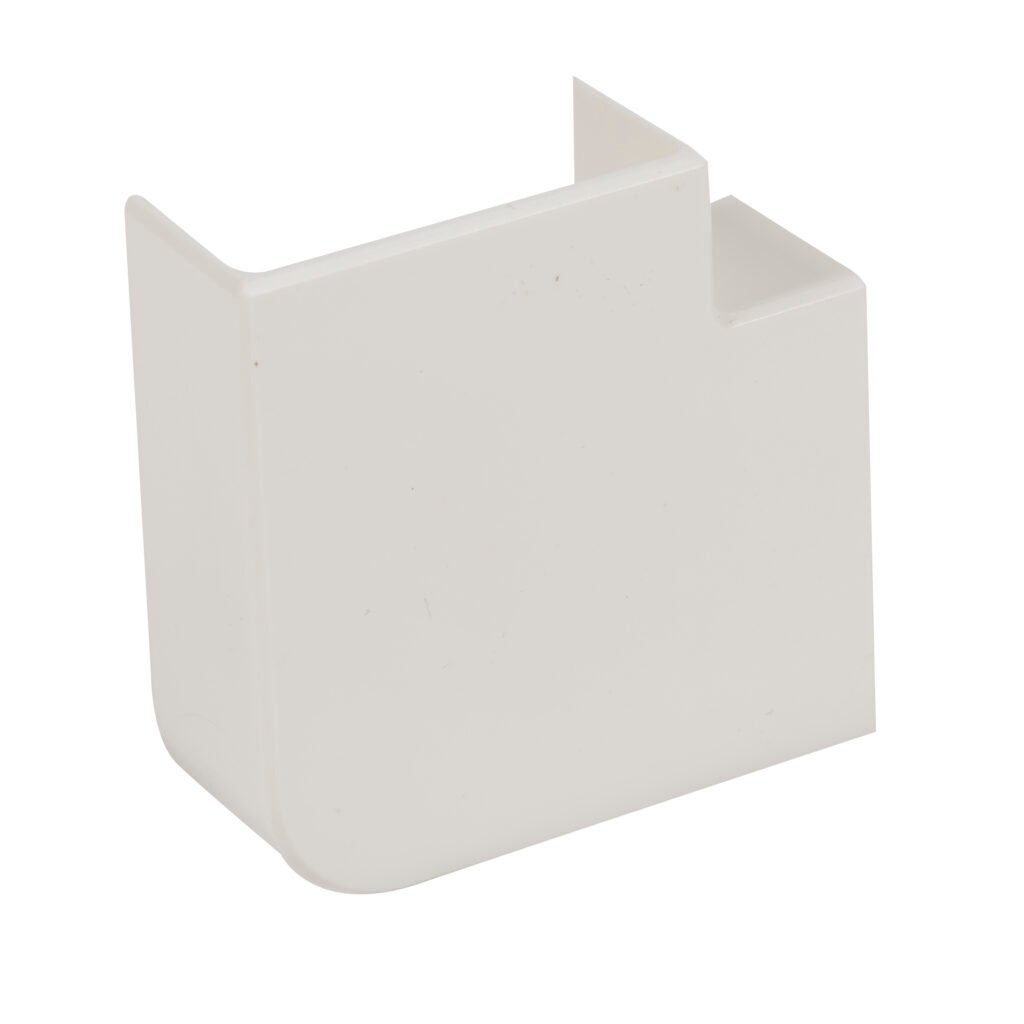 Moulure électrique ANGLE PLAT 32X16 MM DLP Legrand 638143