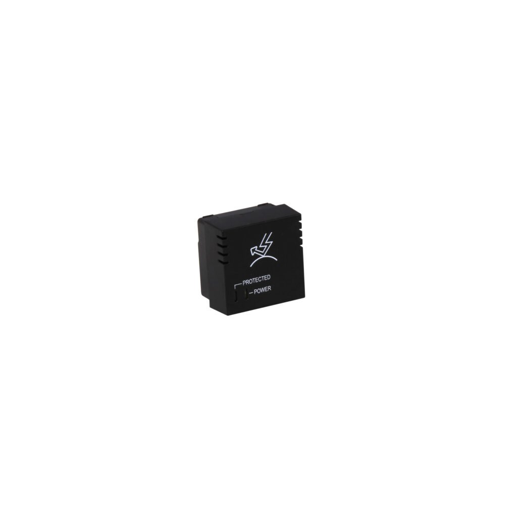 Accessoire de raccordement 2P+T blanc BA ivoire Niloé Legrand 664835