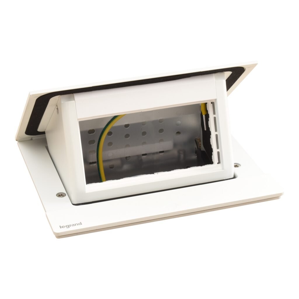 Accessoire de raccordement POP UP 4 module blanc A EQUIPER Incara Legrand 654801